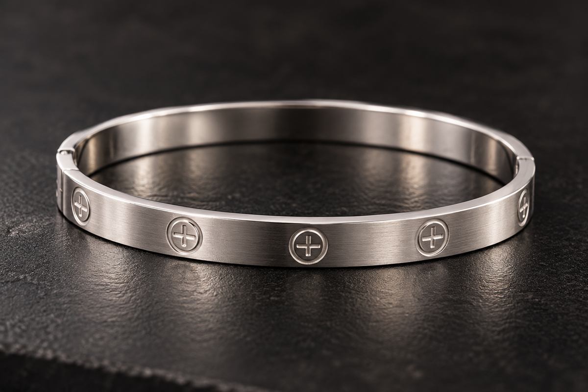 Silver-tone bangle bracelet