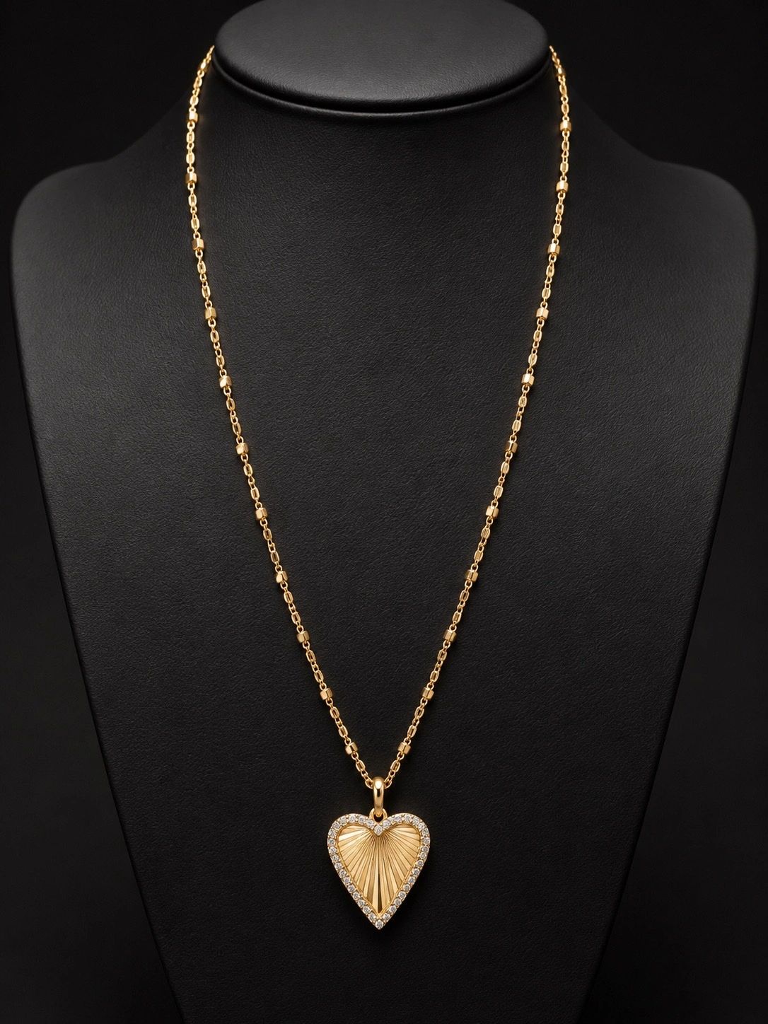 Gold Heart Pendant Necklace
