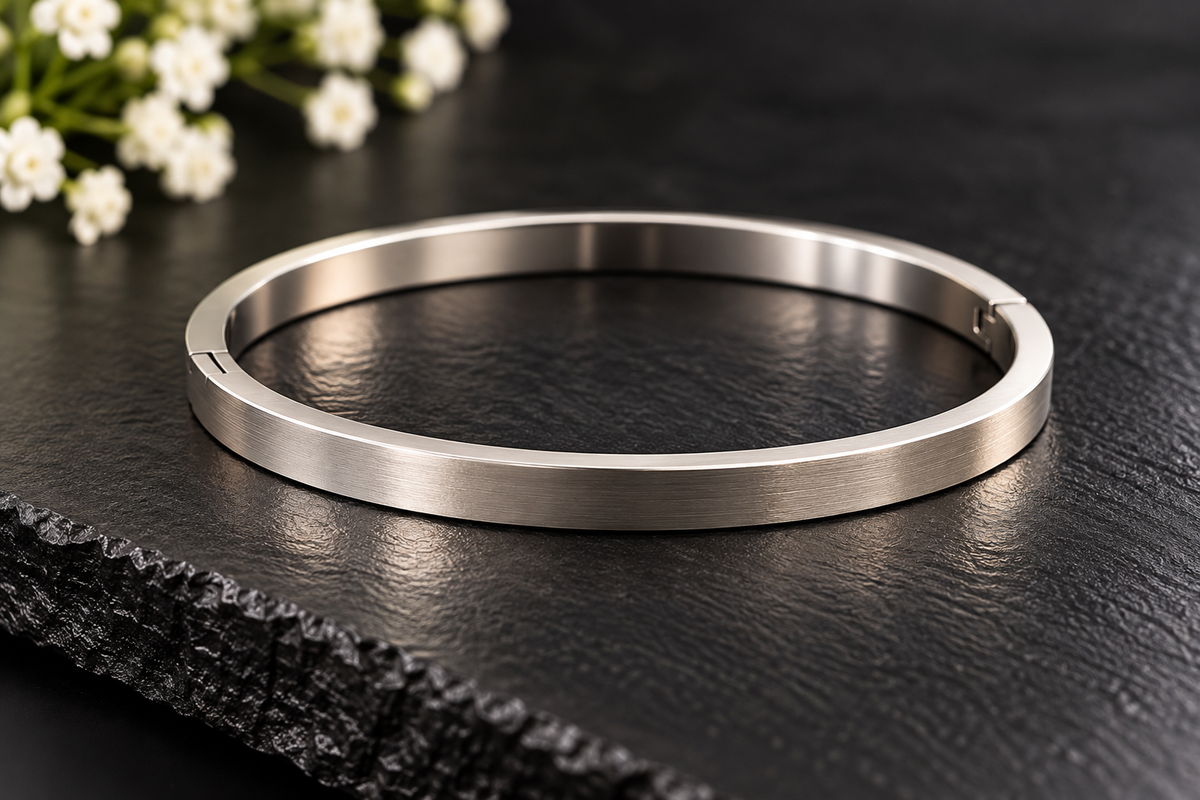 Classic Silver Minimalist Bangle