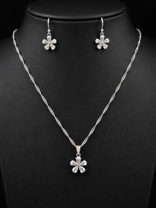 Sparkling Floral Necklace & Earring Set