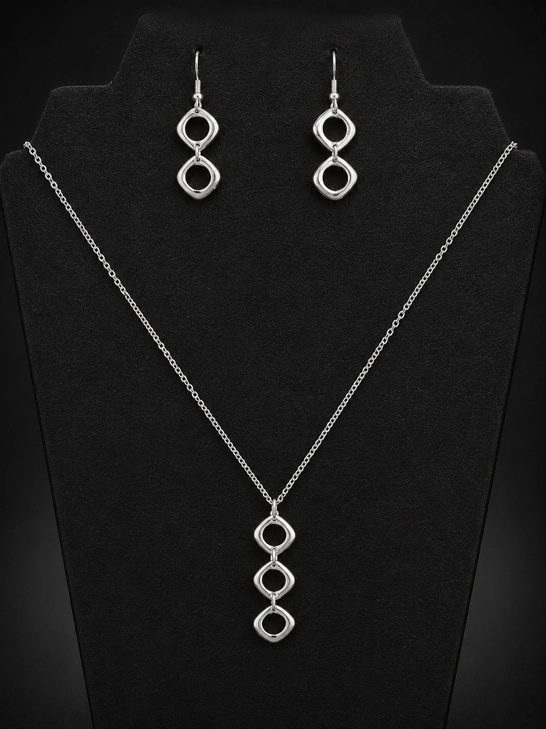 Silver-Plated Triple Circle Necklace & Earring Set